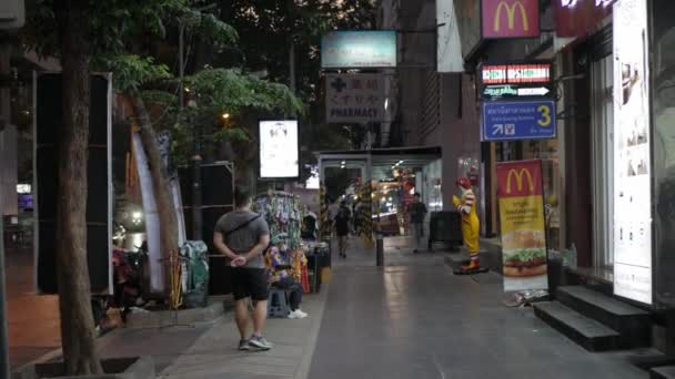 Vista Noturna Estrada Silom Área Comercial Escritório Área Turística Vida — Vídeo de Stock