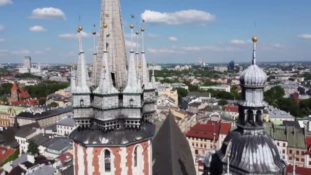 Steeple Mary Basilica Bazylika Mariacka Centrum Krakow Polen Polsk Kulturhuvudstad — Stockvideo