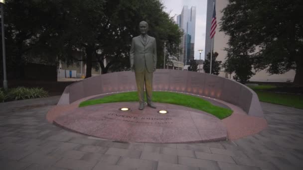 Înființarea Monumentelor Lyndon Johnson Apollo Din Centrul Orașului Houston Texas — Videoclip de stoc