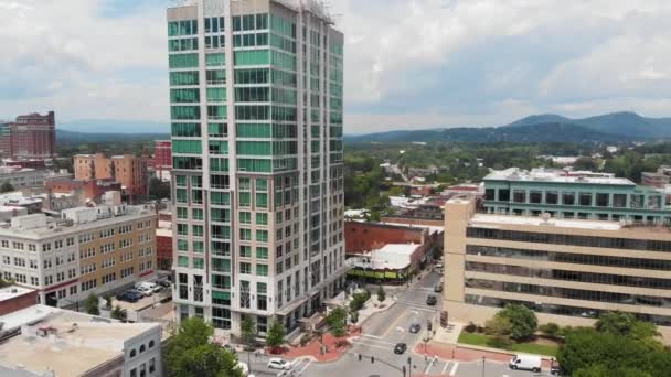 Drone Video Kimpton Hotel Arras Centro Asheville Soleado Día Verano — Vídeos de Stock