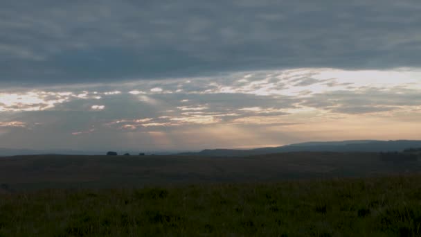 Ampla Paisagem Timelapse Stunning Sunrise Incredible Light Rays Morning Cloudscape — Vídeo de Stock