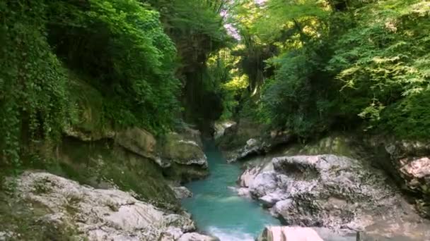 Agua Turquesa Mountain River Martvili Canyon Georgia Tiro Aéreo Con — Vídeos de Stock