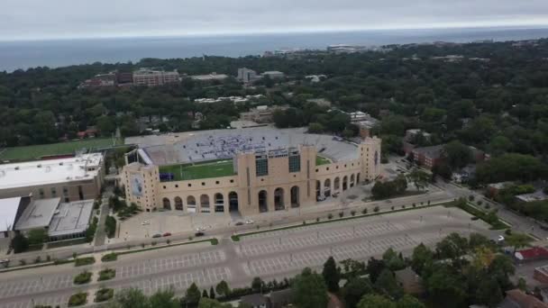 Northwestern University Ryan Field Aerial Spin Left Right — Stock video