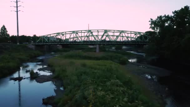 Westfield Massachusetts Bridge Sunrise Ariel Drone Shot Revealed 24Fps — стокове відео