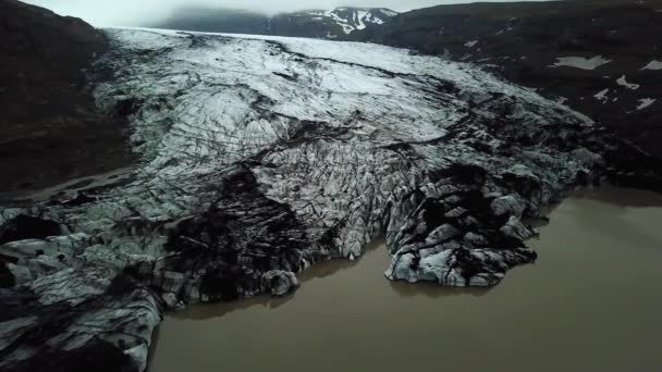 Uitzicht Vanuit Lucht Gletsjer Slheimajkull Smeltend Het Water Zomer Ijsland — Stockvideo