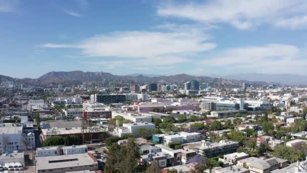 Steigende Luftaufnahme Von Hollywood Von Highland Ave Und Melrose Ave — Stockvideo