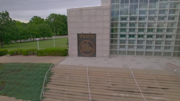 Grande Porta Paz Templo Independência Missouri Com Igreja Cristo Comunidade — Vídeo de Stock