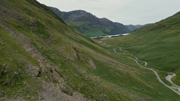 Drone Vídeo Aéreo Uma Das Passagens Mais Altas Cumbrias Honister — Vídeo de Stock