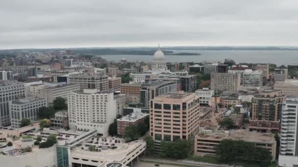 Gebäude Der Hauptstadt Des Bundesstaates Wisconsin Und Madison Wisconsin Skyline — Stockvideo