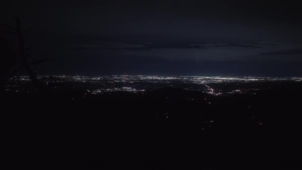 Μια Άποψη Του Ογκόλιθου Νύχτα — Αρχείο Βίντεο