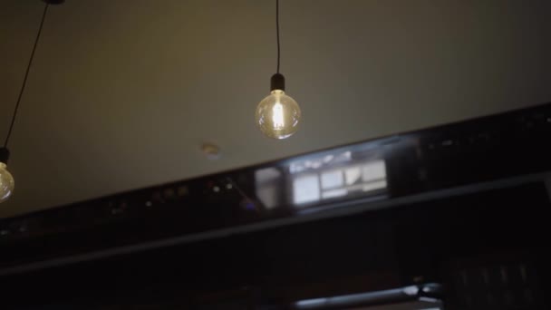 Orbitální Obnovení Lampy Shot Při 50Fps — Stock video