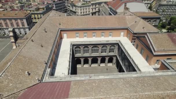 Merkez Avlu Nun Havadan Görünümü Napoli Kraliyet Sarayı Nın Pan — Stok video