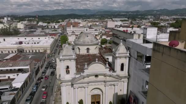 Långsam Antenn Roterande Bilder Runt Kyrka Guatemala City — Stockvideo