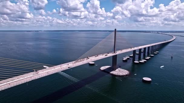 Main Span New Sunshine Skyway Bridge Structural Dolphins Tampa Bay — Stok Video