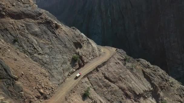 Captura Cinematográfica Dron Vehículo Fairy Meadows Road Pakistán Segunda Carretera — Vídeo de stock
