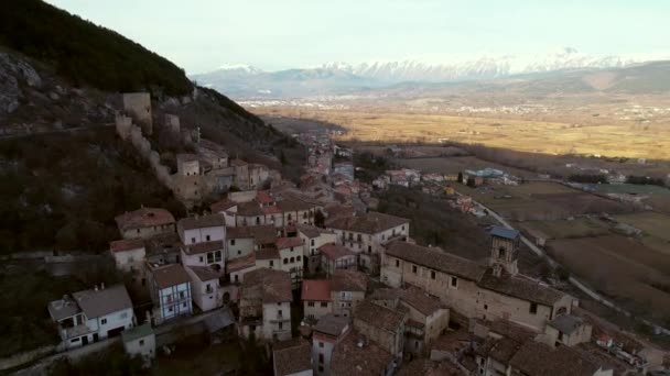 Luchtfoto Van Verlaten Spookstad Fossa Italië Stad Ligt Buurt Van — Stockvideo