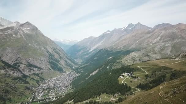 Alpes Suíços Montanha Drone Vista Aérea Cordilheira Zermatt Paisagem Drone — Vídeo de Stock