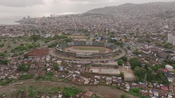 Filmagem Aérea Estádio Esportes Freetown Serra Leoa — Vídeo de Stock