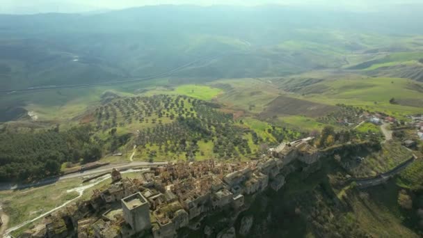 Talya Nın Matera Ilinde Çekilen Güzel Yeşil Bir Manzaranın Havadan — Stok video