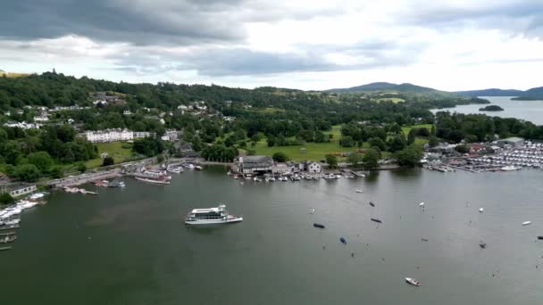 Drone Aerial Footage Bowness Windermere Sprawling Tourist Town Shore Windermere — Stock Video