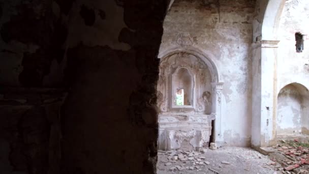 Video Udara Dari Biara Yang Ditinggalkan Dalam Keadaan Rusak Luar — Stok Video