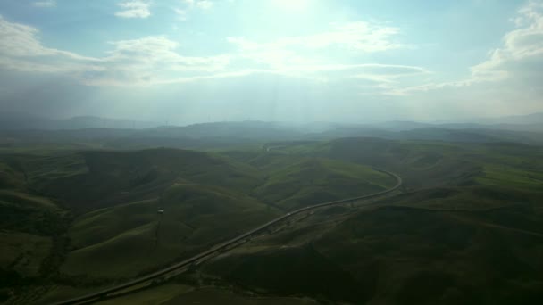 Vídeo Aéreo Uma Bela Paisagem Verde Filmado Província Matera Itália — Vídeo de Stock