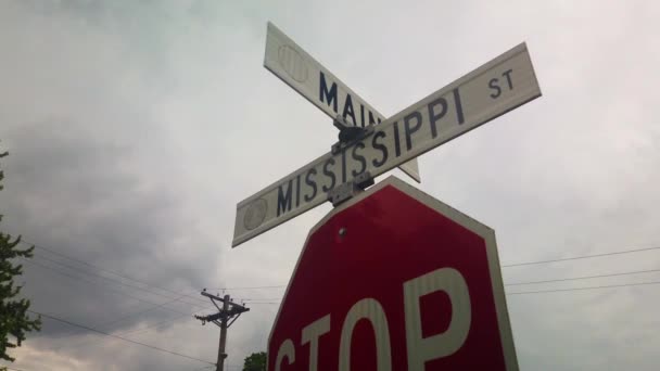 Semn Drum Spre Mississippi Liberty Missouri Închisoare Liberty — Videoclip de stoc