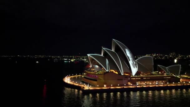 Sydney Opera House Proyecta Monumento Muerte Reina Isabel Monarca Más — Vídeos de Stock