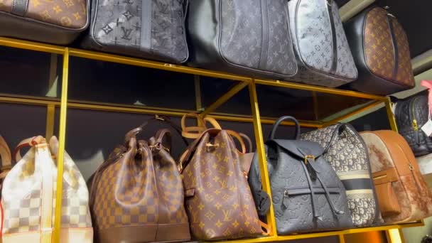 Bolsos Diseñador Falsos Alta Calidad Los Estantes Tienda Turquía Bolsos — Vídeos de Stock