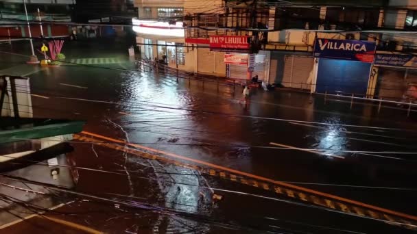 Syuting Stabil Dari Persimpangan Meluap Setelah Hujan Tropis Kota Dagupan — Stok Video