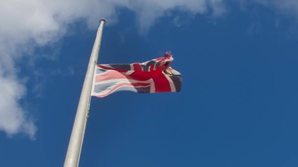 Union Flag Sänktes Till Halv Personal Efter Drottningen Elizabeth Död — Stockvideo