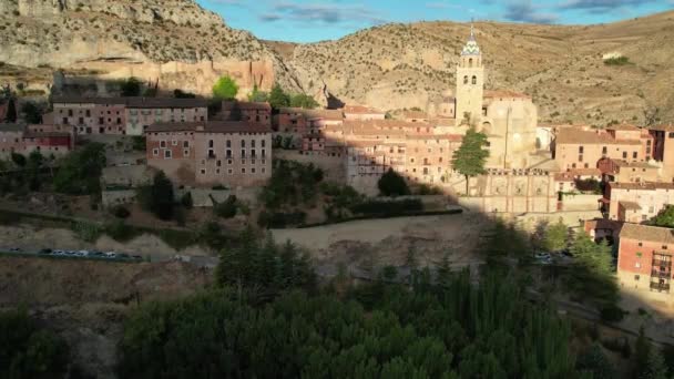 Άποψη Dawnward Του Ιστορικού Κέντρου Του Albarracin Teruel Ισπανία Καταγράφονται — Αρχείο Βίντεο