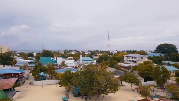 Drone Shots Maldivian Island Thuslusdhoo Capital Male Maldivas — Vídeo de Stock