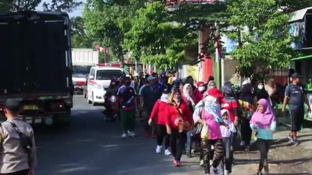 Central Java Indonesien Augusti 2022 Friska Promenader Och Lugn Promenad — Stockvideo