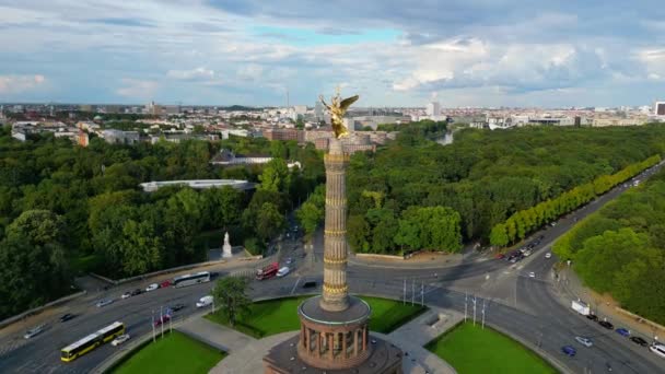 Lélegzetelállító Légi Rálátás Repülés Előre Drónnal Siegessule Győzelmi Oszlop Arany — Stock videók