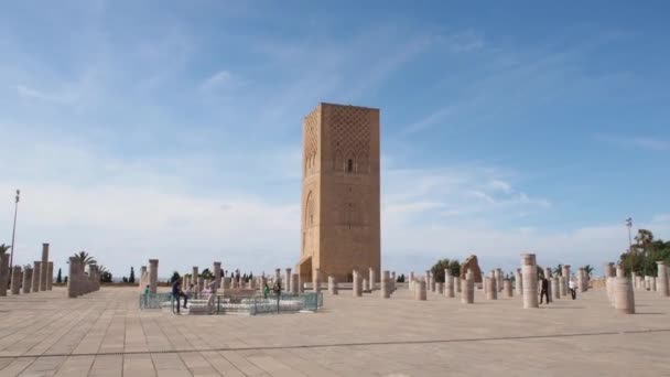 Beautiful Square Hassan Tower Mausoleum Mohammed Rabat Morocco Sunny Day — Stock Video