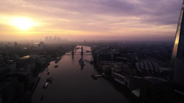 Ήλιος Λάμπει Πάνω Από Την Πόλη Του Λονδίνου Και Του — Αρχείο Βίντεο