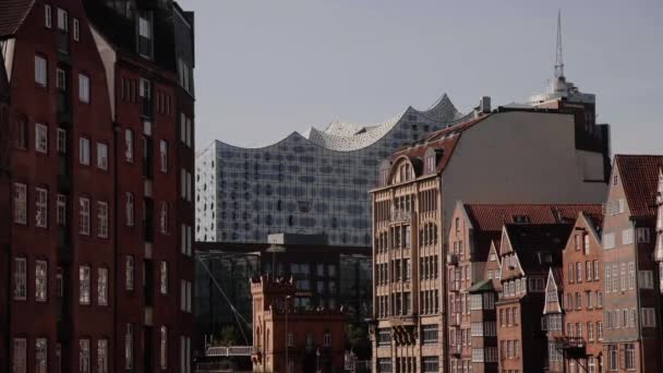 Hamburg Elbphilharmonie Close Old Buildings Forefront Sunny Day — Stock Video