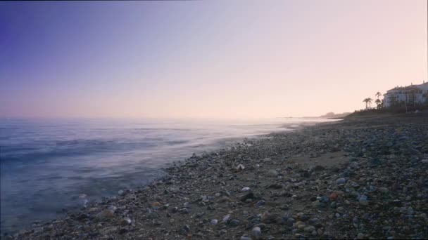 Pôr Sol Lapso Tempo Uma Praia Rochosa — Vídeo de Stock