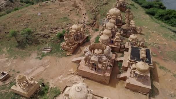 Bada Bagh Tempel Jaisalmer Meer Achtergrond Luchtfoto Drone View — Stockvideo