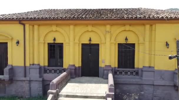 Tren Istasyonu Müzesi Çekimi Arkanızda Paraguari Tepelerini Görebilirsiniz — Stok video