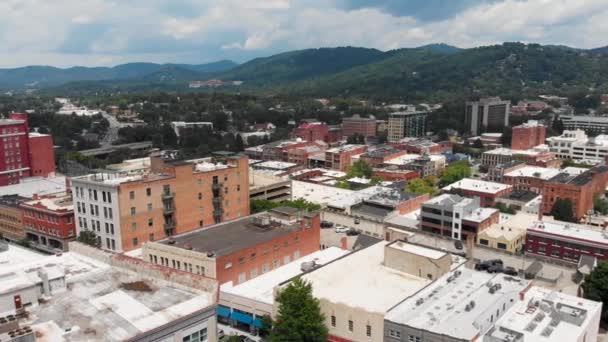 Drone Video Historic Grove Arcade Cambria Building Downtown Asheville Sunny — Vídeos de Stock