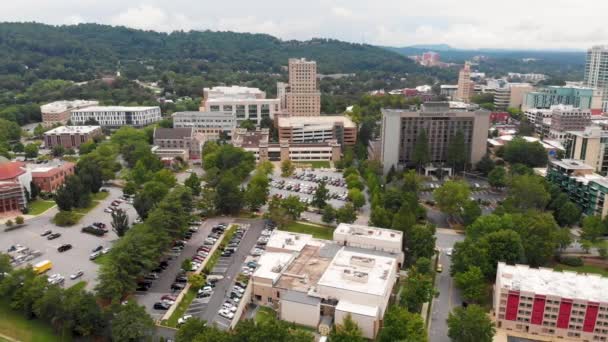 Drone Video Kimpton Arras Jackson Building Buncombe County Courthouse Downtown — Vídeo de stock