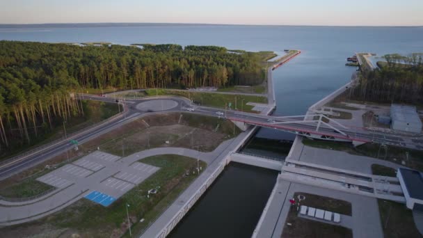 Canal Navio Novo Moderno Entre Baía Gdansk Lagoa Vístula Polônia — Vídeo de Stock