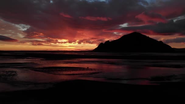 Iceland Drone Forward Shot Sunset River Beautifull Colored Clouds Mountain — Stock Video