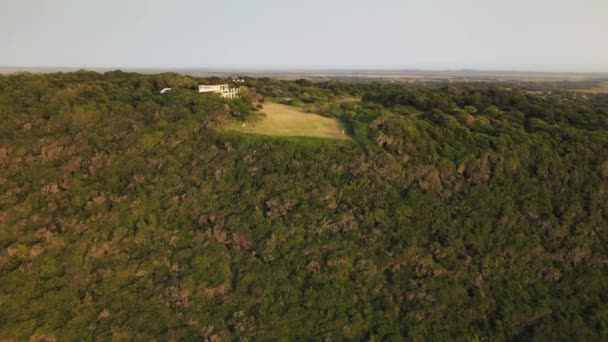 Drone Vista Resort Cima Acantilado Ponte Ouro Mozambique — Vídeo de stock