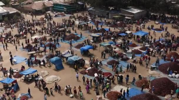 Menschen Die Auf Dem Paprikamarkt Alaba Kulito Äthiopien Den Haufen — Stockvideo