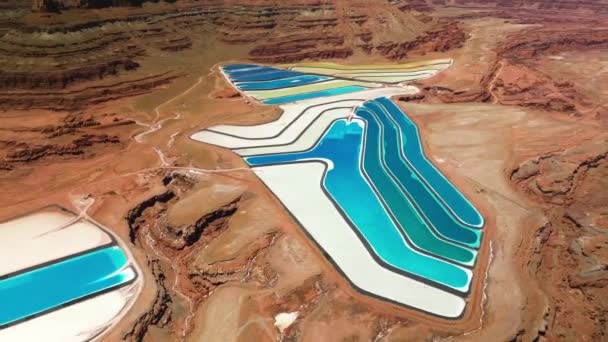 Weiße Und Blaue Farbe Des Wassers Kali Verdunstungsteichen Moab Utah — Stockvideo