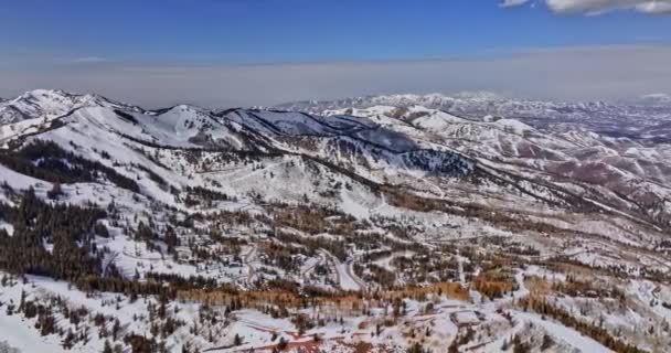 Park City Utah Aerial V37 Nagy Magasságú Drón Repülni Fehér — Stock videók