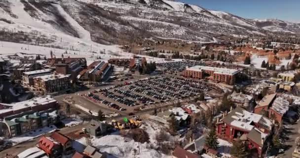 Парк Сити Utah Aerial V12 Низкого Уровня Летают Вокруг Лыжных — стоковое видео